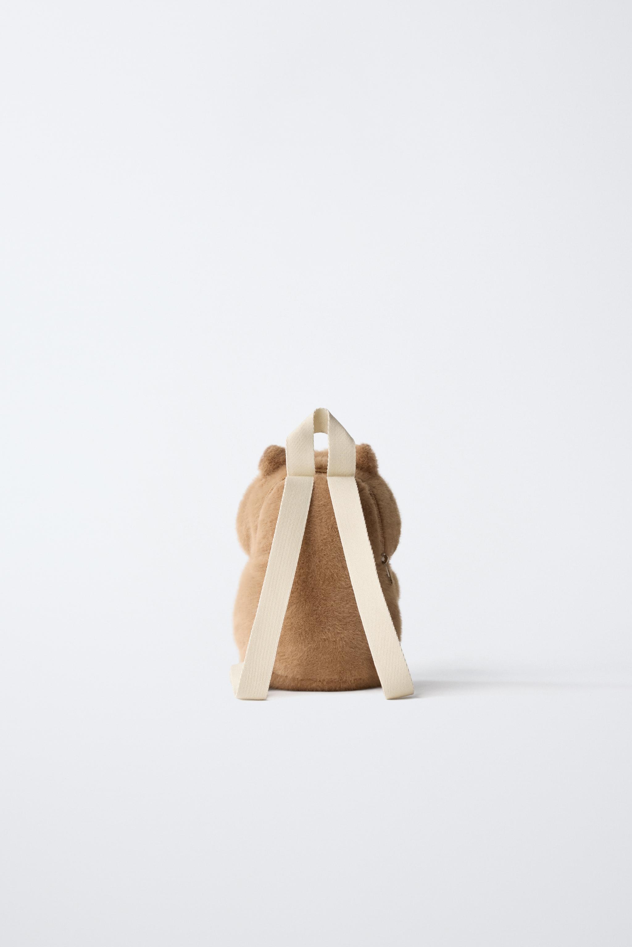 CAPYBARA CAPYFUN © BACKPACK